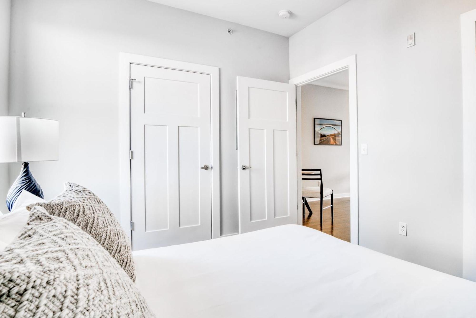 Cozysuites Music Row Bold 1Br W Free Parking ナッシュビル エクステリア 写真